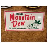 Metal mt Dew sign 14 1/2ï¿½ tall x 29ï¿½ wide