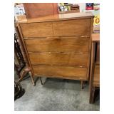 4 Drawer wooden chest of Drawers