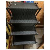 Portable Pet Steps extends to 33" tall