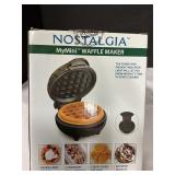 Mini waffle maker