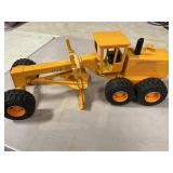 John Deere Metal Loader