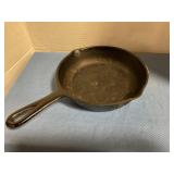 Cast Iron 8' Skillet