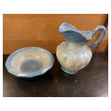 Small ceramic bowl and picture