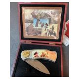 Cowboy knife and display box
