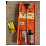 Gun cleaning set and brush new
