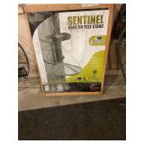 Sentinel Hang on tree stand in box