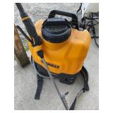 DeWalt backpack sprayer 20 V