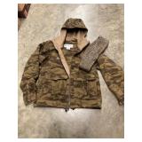 Menï¿½s outdoor hunting apparel Med