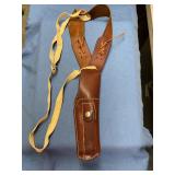 Bianchi hand gun shoulder holster