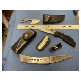 Assorted pocket knives
