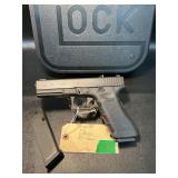 Glock 22 Pistol 40cal 2 magazines&case