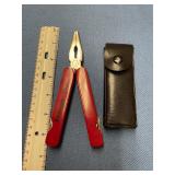 Chicago Utility tool w sheath