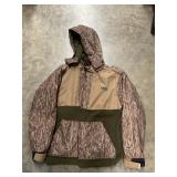 Menï¿½s Hunting Apparel size Lg