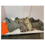 Menï¿½s Hunting Apparel size medium /Lg