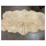 Sheepskin area rug made in Australia 82ï¿½x48ï¿½