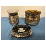 Bathroom accessory set mosaic tile design