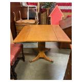 Adjustable size wood coffee table 16ï¿½ to 26ï¿½ T