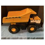 Tonka 354 Metal dump truck
