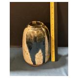 Pottery vase