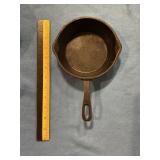 Cast iron skillet