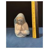 Madonna planter