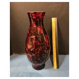 Ceramic red/black ï¿½ Fat Lavaï¿½ vase