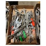 Assorted wrenches