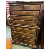 Chest 6 drawers matches lot 508