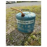 Metal kerosene can
