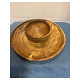 Pottery serving dish