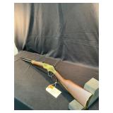 Henry golden boy rifle 22 SLLR
