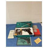 Daisy CO2 200 pistol