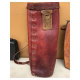 Leather arrow holder