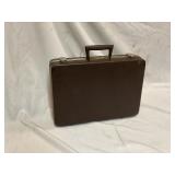 Gun case with key