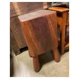 Handmade log tree table 30ï¿½tall 15ï¿½x16ï¿½ top solid