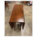 Double drop leaf table