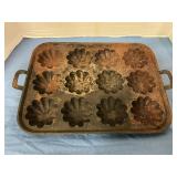 Cast iron muffin pan