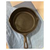 Cast iron #8 skillet