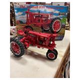Die cast FarmAll F20 tractor in box Franklin Mint