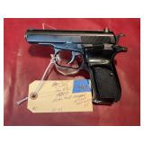 Czech Makarov She 87x 9x18 Pistol