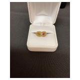 14k Mothers Ring size 6.5