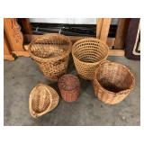 Wicker baskets & waste baskets