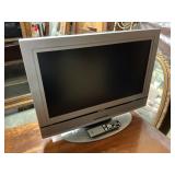 Sylvania TV 26ï¿½ w remote and cord
