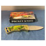 Pocket knife in box