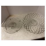 2 glass serving plates