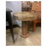 2 piece decorative table 20ï¿½ round glass top