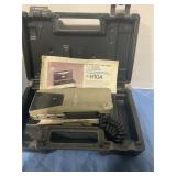 Halogen HFC/CFC/HCFC Leak Detector in case