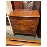 Antique wooden dresser w/drawers