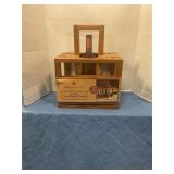 Wooden wine bottle caddy