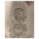 Set of glass bowls (2)